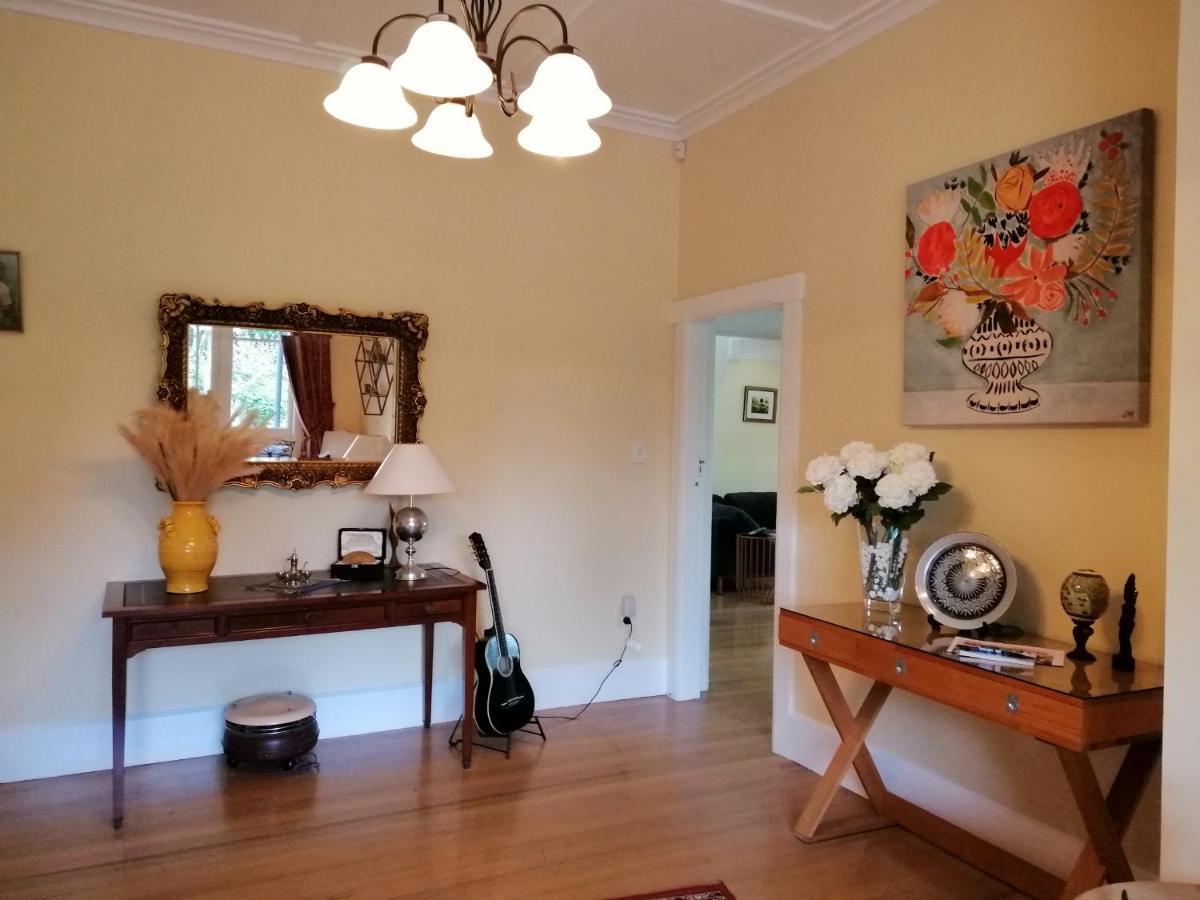 Irongate Retreat Bed & Breakfast Хейстингс Екстериор снимка